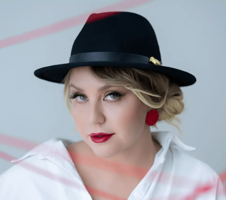 Надень свою мечту!